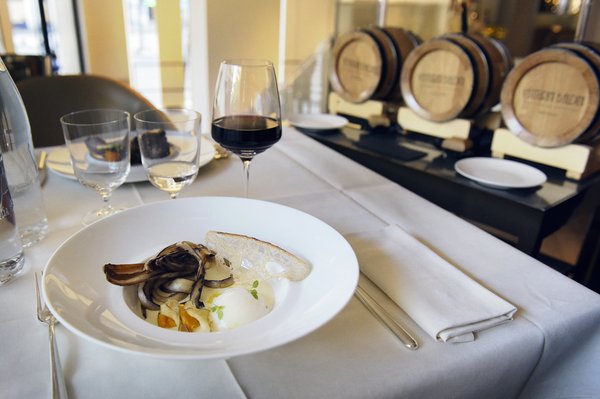 ARMANI/RISTORANTE PARIS by null