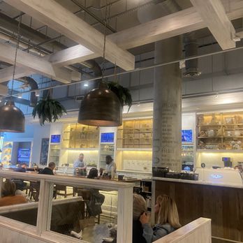 MAPLEWOOD KITCHEN AND BAR - 2070 Photos & 1559 Reviews - 525 Race St