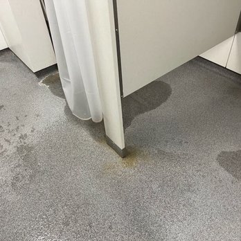 Lindbergh Pool - Dirty stains on the floor - Swimming Lessons/Schools Near Me - Renton, Washington