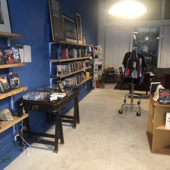 Whitty Books - Bookstores Near Me - Tulsa, Oklahoma Whitty Books - Bookstores Near Me - Tulsa, Oklahoma