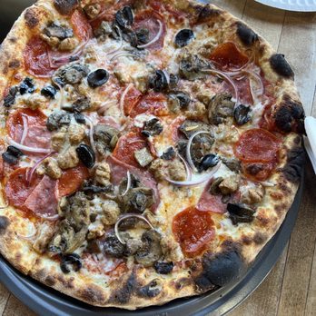 CRAFT PIZZA - Supreme Pizza no baked veggies - Pizza Near Me - Carlsbad, California