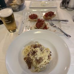 Manà Ristorante Pizzeria - carbonara and bruschetta, the best in town!