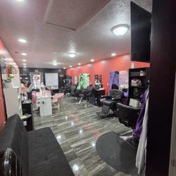 Vazquez Barbershop & Salon