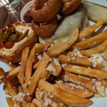 Pineapple Hill Saloon & Grill - Burger was really dry and was made medium rare so definitely wouldn't recommend - Bars Near Me - Sherman Oaks, California