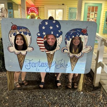 Fantasy Isle Ice Cream - Ice Cream & Frozen Yogurt Near Me - Supply, North Carolina Fantasy Isle Ice Cream - Ice Cream & Frozen Yogurt Near Me - Supply, North Carolina