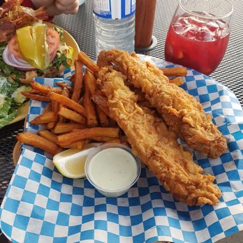 Pub - Le Club Dôme - Fish n chips - Pubs Near Me - Kirkland, Quebec Pub - Le Club Dôme - Fish n chips - Pubs Near Me - Kirkland, Quebec