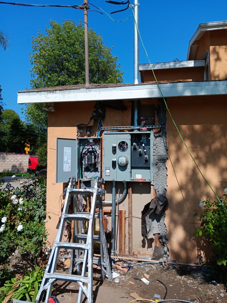 Slide of G&M Electrical Service