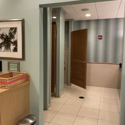 Spa Soleil - Women's locker