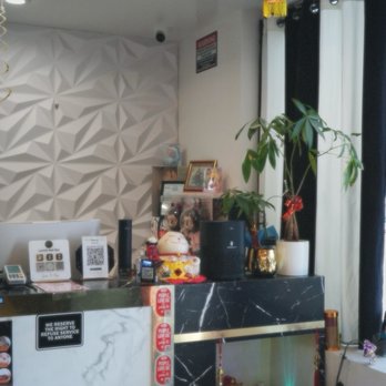 Lavish Nail Bar - Entrance - Waxing Near Me - Garden Grove, California