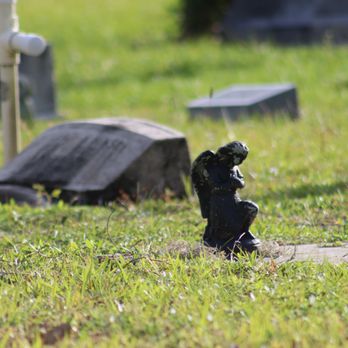 Evergreen Cemetery - Funeral Services & Cemeteries Near Me - Okeechobee, Florida Evergreen Cemetery - Funeral Services & Cemeteries Near Me - Okeechobee, Florida