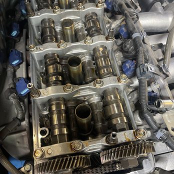 Mid Valley Auto Repair - Clean valves - Auto Repair Near Me - Winnetka, California Mid Valley Auto Repair - Clean valves - Auto Repair Near Me - Winnetka, California