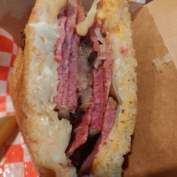Memphis Minnie's - Reuben sandwich on Wednesdays - Barbeque Near Me - San Francisco, California Memphis Minnie's - Reuben sandwich on Wednesdays - Barbeque Near Me - San Francisco, California