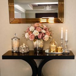 Just For You Decor & More - Foyer
