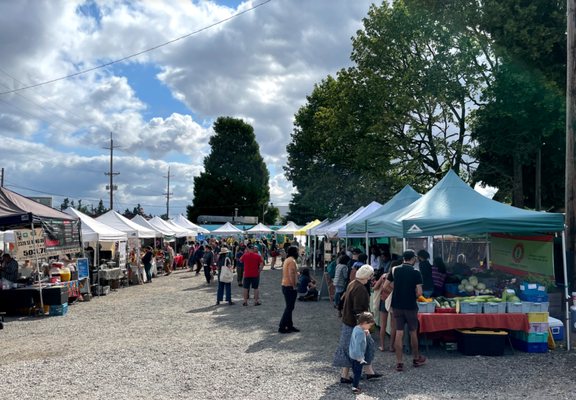 Montavilla Farmers Market by null