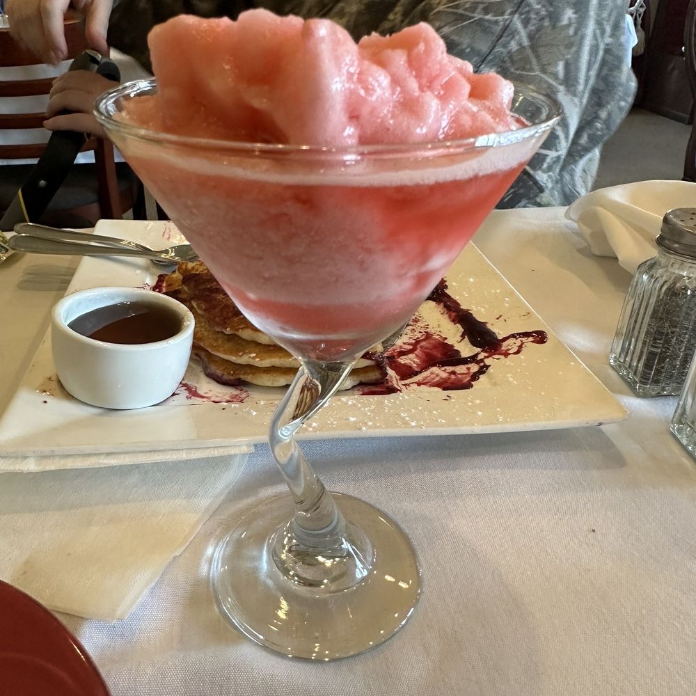 Café Madrid - Sorbete de Limon al Cava - Spanish Near Me - Holladay, Utah Café Madrid - Sorbete de Limon al Cava - Spanish Near Me - Holladay, Utah