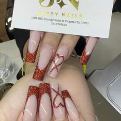 Happy Nails and Spa