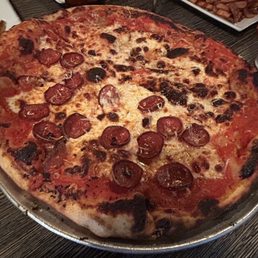 Half plain half pepperoni - tasty but nothing special. You can make this on your home wood fire unit. Sweet cheese and sauce. Good char. Half plain half pepperoni - tasty but nothing special. You can make this on your home wood fire unit. Sweet cheese and sauce. Good char.