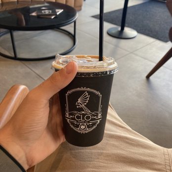 CLO Coffee - Iced Vanilla Latte - Coffee & Tea Near Me - Jersey City, New Jersey
