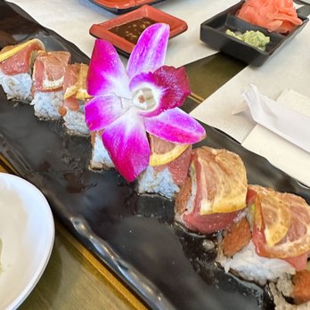 Yanagi Sushi - Lemon roll is so good. - Sushi Bars Near Me - Northridge, California Yanagi Sushi - Lemon roll is so good. - Sushi Bars Near Me - Northridge, California
