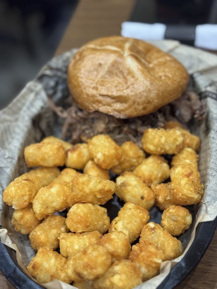 Mac’s Smokehouse Grill