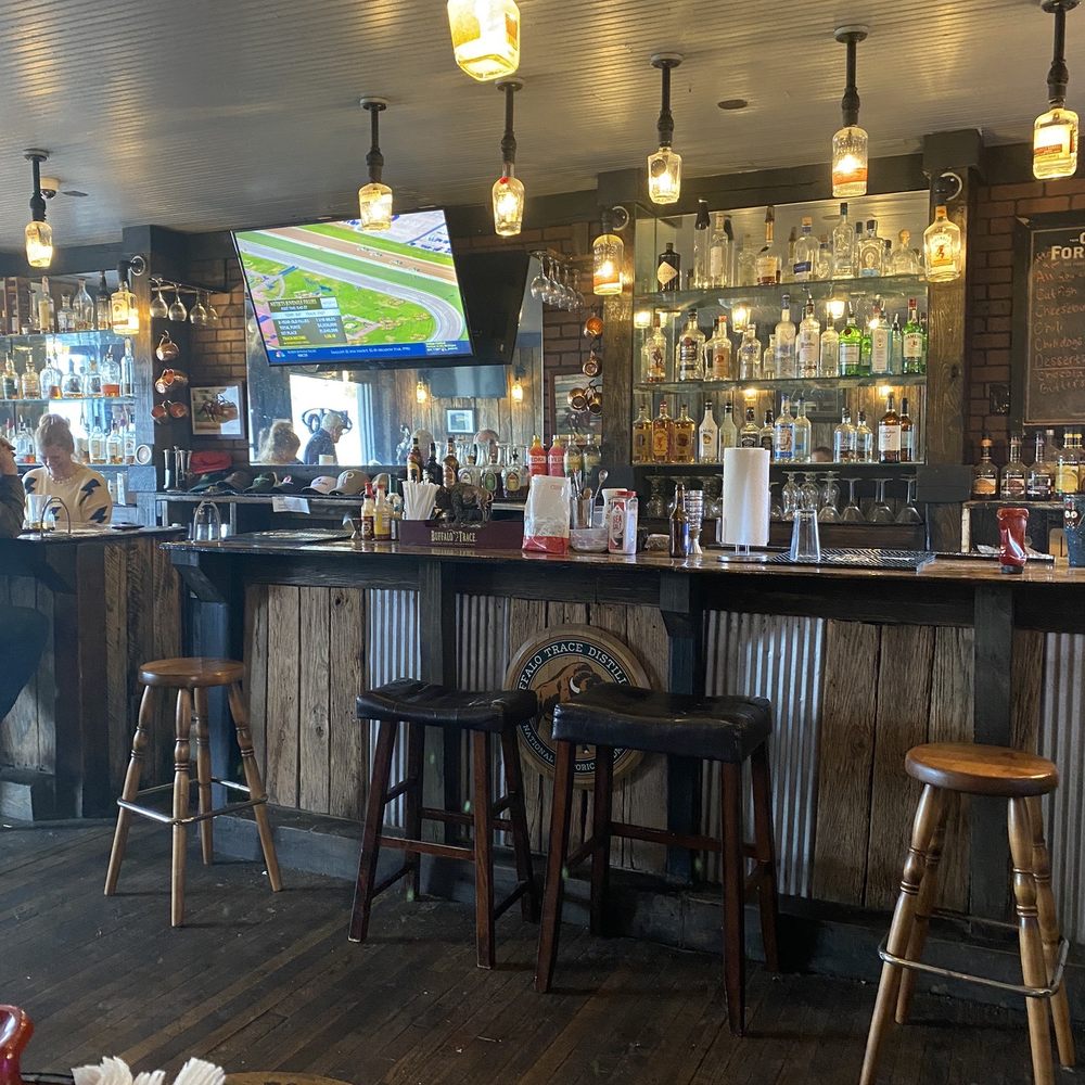 Golden's Pub And Deli - What a classic tavern bar! Lots of things to try and enjoy. - Delis Near Me - Georgetown, Kentucky