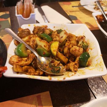 Royal Jasmine - Mango Chicken - Asian Fusion Near Me - Mississauga, Ontario