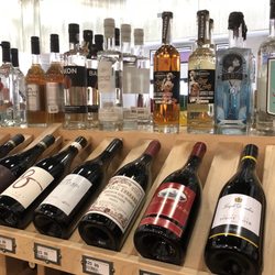 Canton Crossing Wine & Spirits