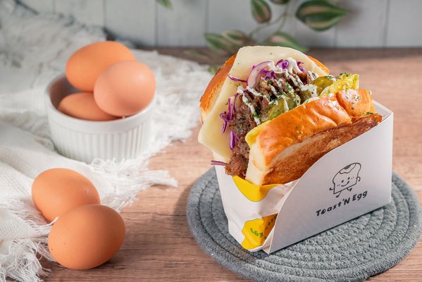 Toast’N Egg by null