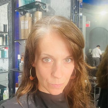 Sam's Royal Salon - Before - Hair Salons Near Me - Willowbrook, Illinois