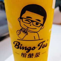 Bingo Tea - Mango smoothie and close-up of Bingo Tea's happy logo