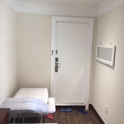 Nails 4U - Waxing Room
