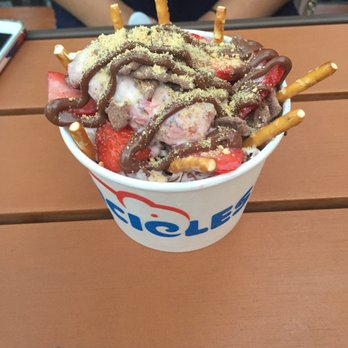 ICICLES - Nutella and chill with strawberries instead of bananas - Ice Cream & Frozen Yogurt Near Me - San Jose, California