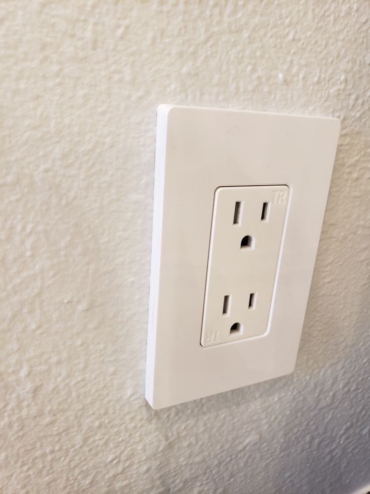 Slide of Prompt Electric Service
