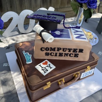 Novela Cakes - a graduation cake on a table - Custom Cakes Near Me