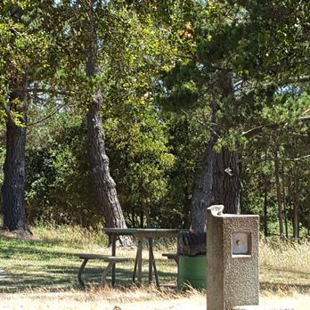 Greenridge Park - Parks Near Me - Castro Valley, California