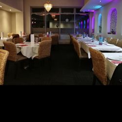 Raja's Indian Restaurant & Bar