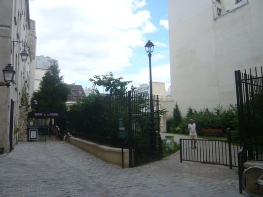 Jardin Anne Frank by null