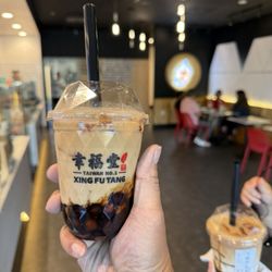 Cold brew latte 13.Cold Brew Boba Latte
