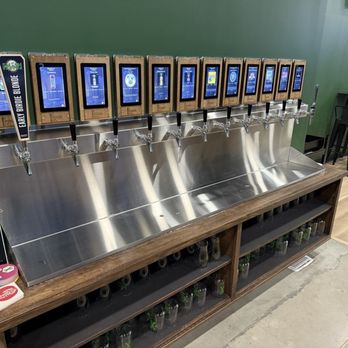 Smash Factor Lounge - Golf Near Me - Chino, California