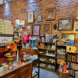 Breezeway antiques & gifts - Art