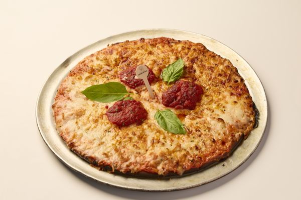 World Famous House of Mac by null