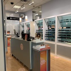Sunglass Hut