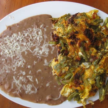 Lupita's Restaurant - Chorizo con Huevo y Nopales - Mexican Near Me - Los Angeles, California