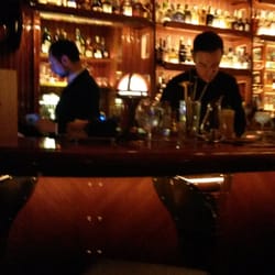 Octavius - House of Spirits & Fancy Drinks - Il bancone dell'Octavius