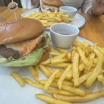 GOGA Restaurant - Hamburger with fries - Hawaiian Near Me - Saratoga, California GOGA Restaurant - Hamburger with fries - Hawaiian Near Me - Saratoga, California