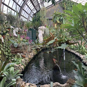 Lincoln Park Conservatory - Parks Near Me - Chicago, Illinois
