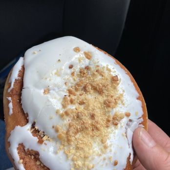 Huron Mountain Bakery - Cinnamon roll - Bakeries Near Me - Marquette, Michigan