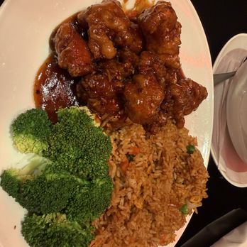 Mian - generals chicken - Dim Sum Near Me - Schenectady, New York Mian - generals chicken - Dim Sum Near Me - Schenectady, New York