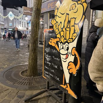 Friterie Tabora - Size options - Fast Food Near Me - Brussels, BRU