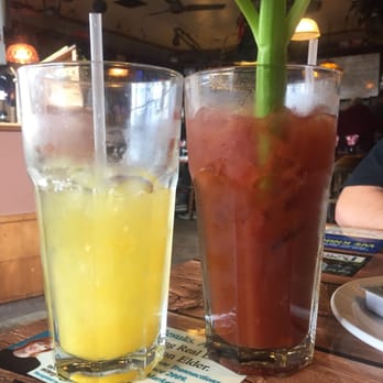 Wagon Train Coffee Shop - Mimosa and Bloody Mary - Coffee & Tea Near Me - Truckee, California
